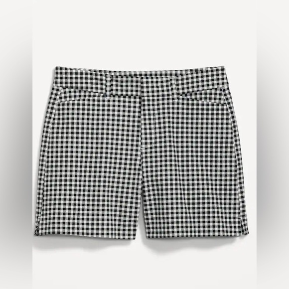 High-Waisted Pixie Trouser Shorts - Picture 3 of 4